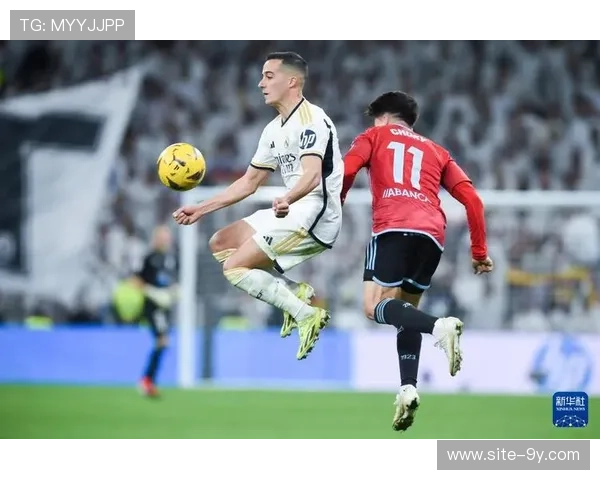 半场结束前维尼修斯低射被扑，门将拉杜成塞尔塔防线关键